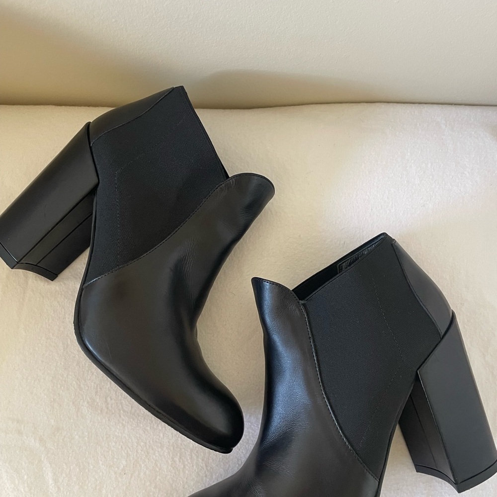 Stuart Weitzman Black Leather Ankle Booties - Picture 2 of 11